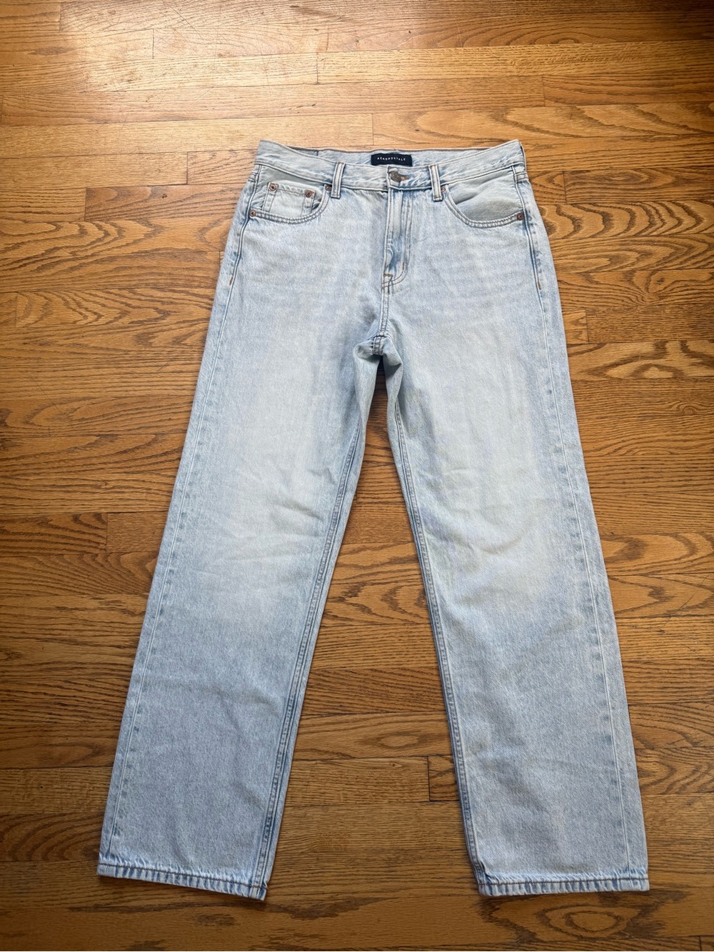 Aeropostale Light Wash High-Rise Women’s Jeans